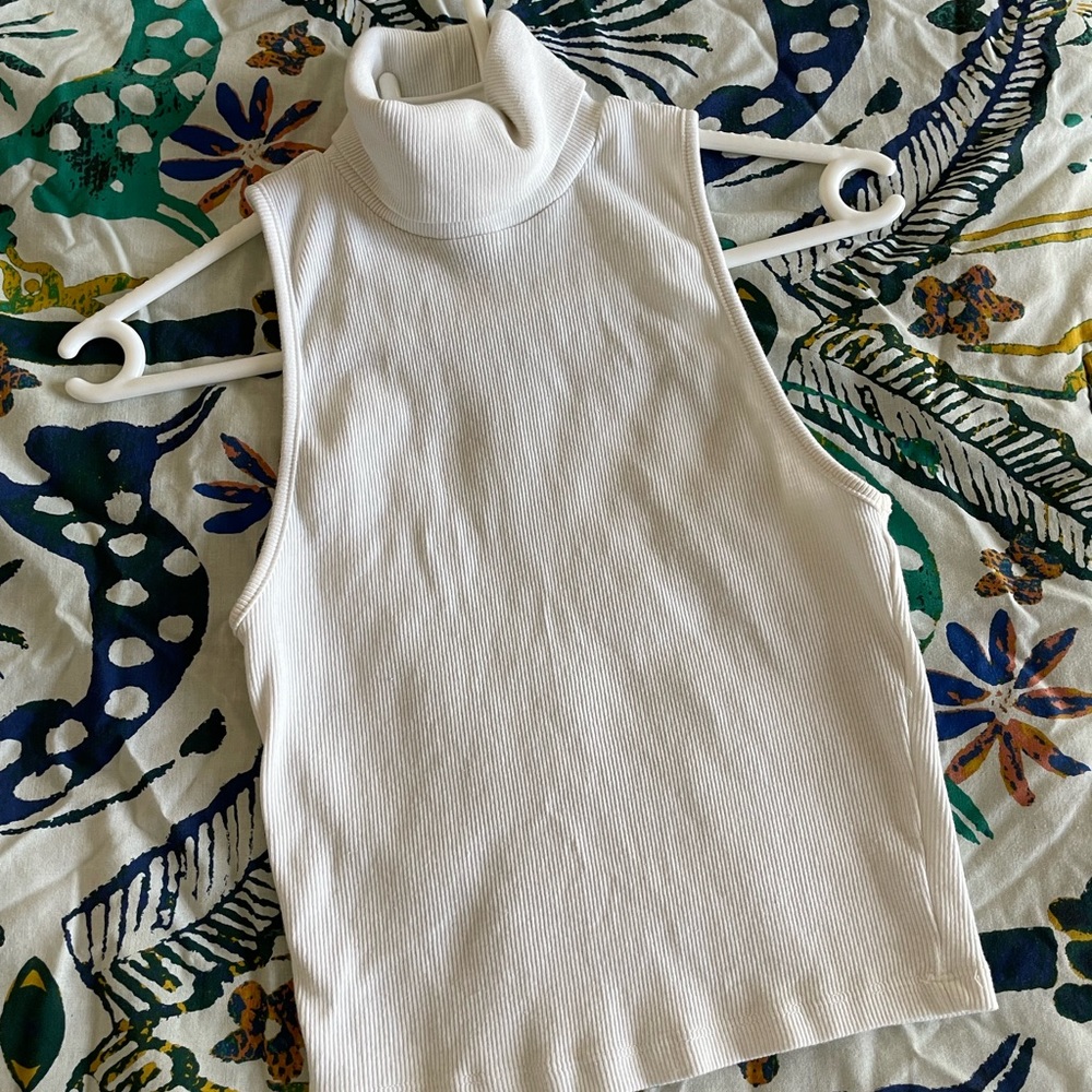 ZARA white ribbed turtleneck